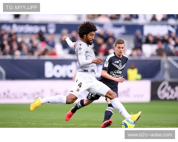 尼斯对阵斯特拉斯堡，两队中游位置相对稳固